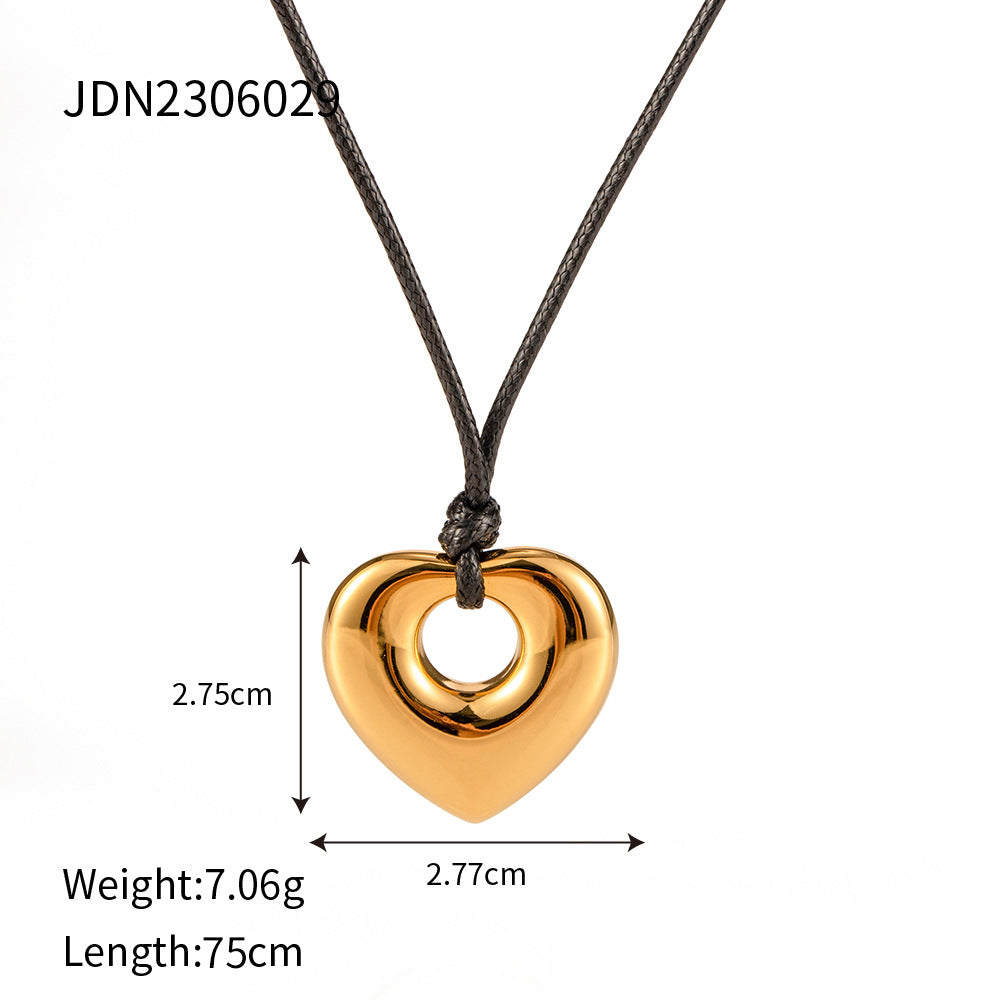 Stainless Steel Heart Pendant Necklace Collarbone Chain Jewelry necklace