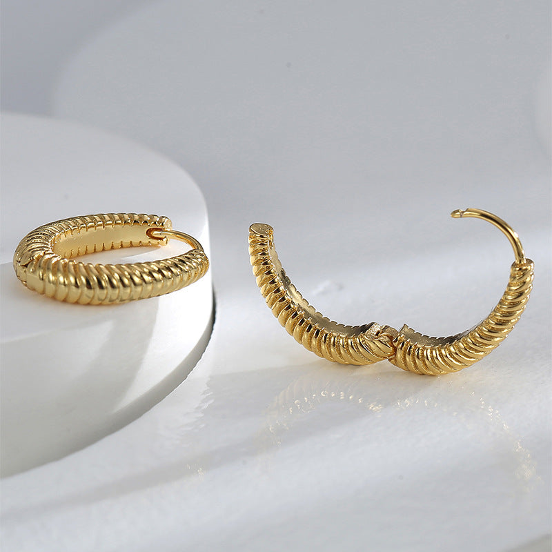 E0586 Korean Retro Fashion Design Earrings for Women, Copper Gold-Plated, Twisted Texture, Croissant Hoop Earrings