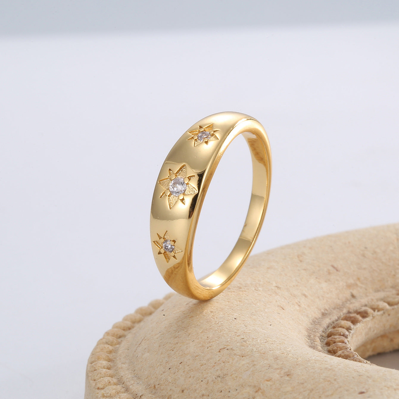 R0153 Japanese and Korean Minimalist Design Hexagram Zirconia Ring for Women Brass Gold Plated Cool Style