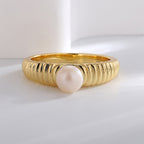 R0311 Simple Retro Striped Ring for Women, Brass Gold-Plated Elegant Inlaid Pearl Ring