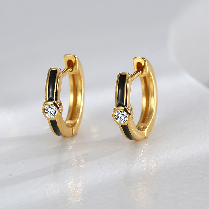 E0598 Vintage Minimalist Design Earrings for Women Copper Gold Plated Black Resin Inlaid with White Zircon Hoop Earrings