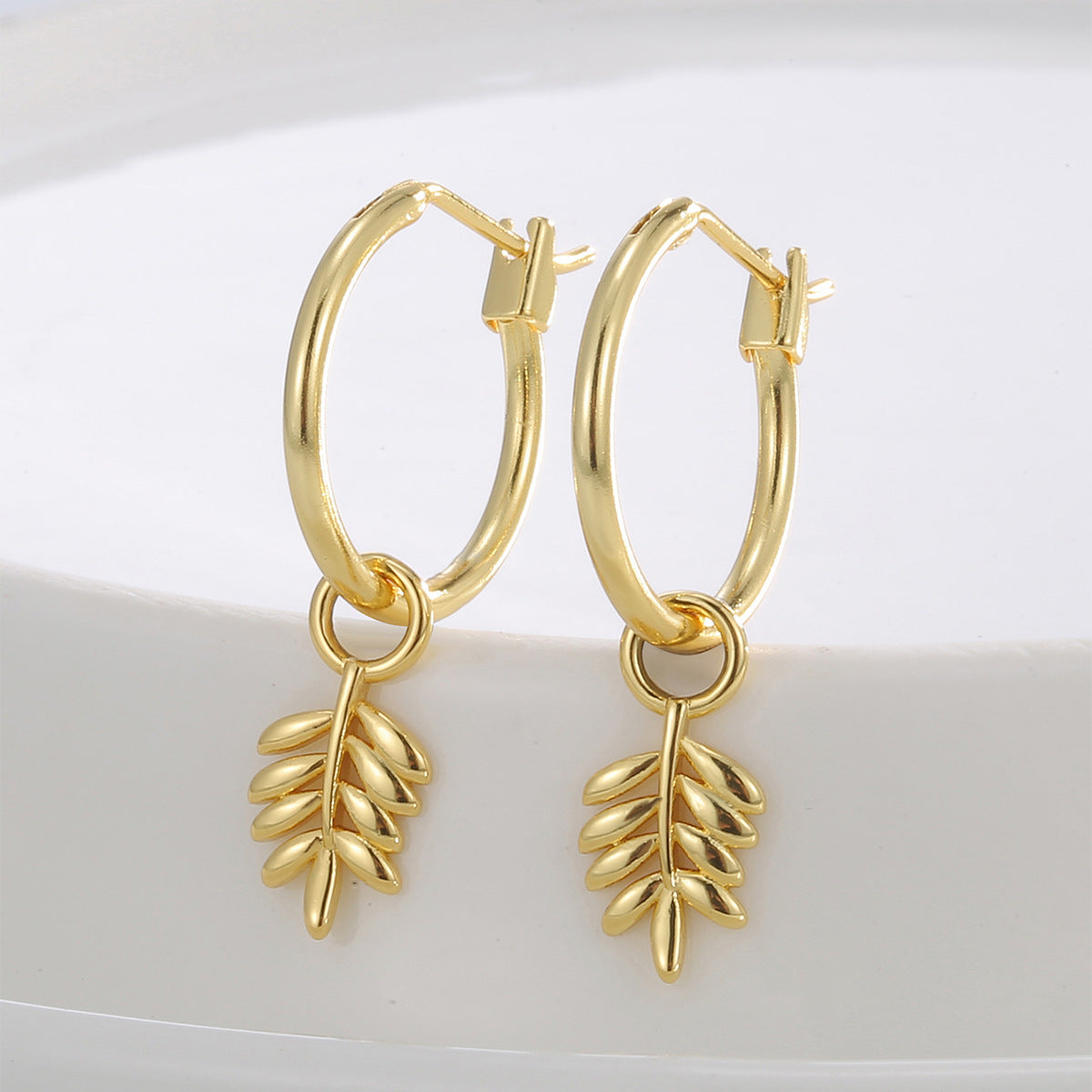 E0799 Fashionable Design Wheat Ear Earrings for Women Copper Plated18K Gold Feather Earrings Jewelry