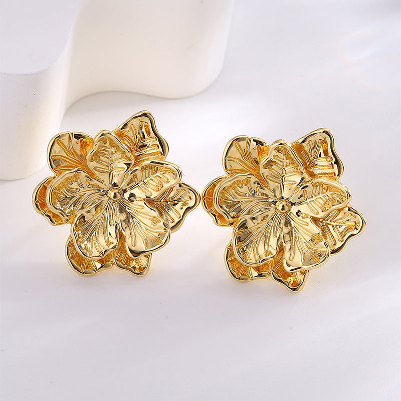 E0652 Chanel Style Fashion Retro Camellia Earrings for Women Flower Ear Accessories
