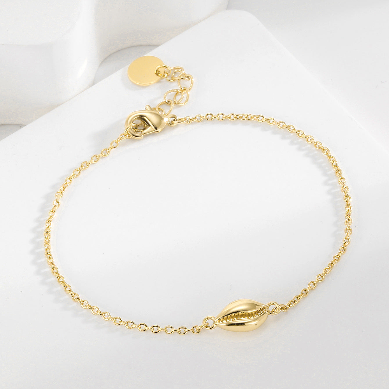 14K Gold-Plated Brass Shell Bracelet for private-label fashion jewelry buyers
