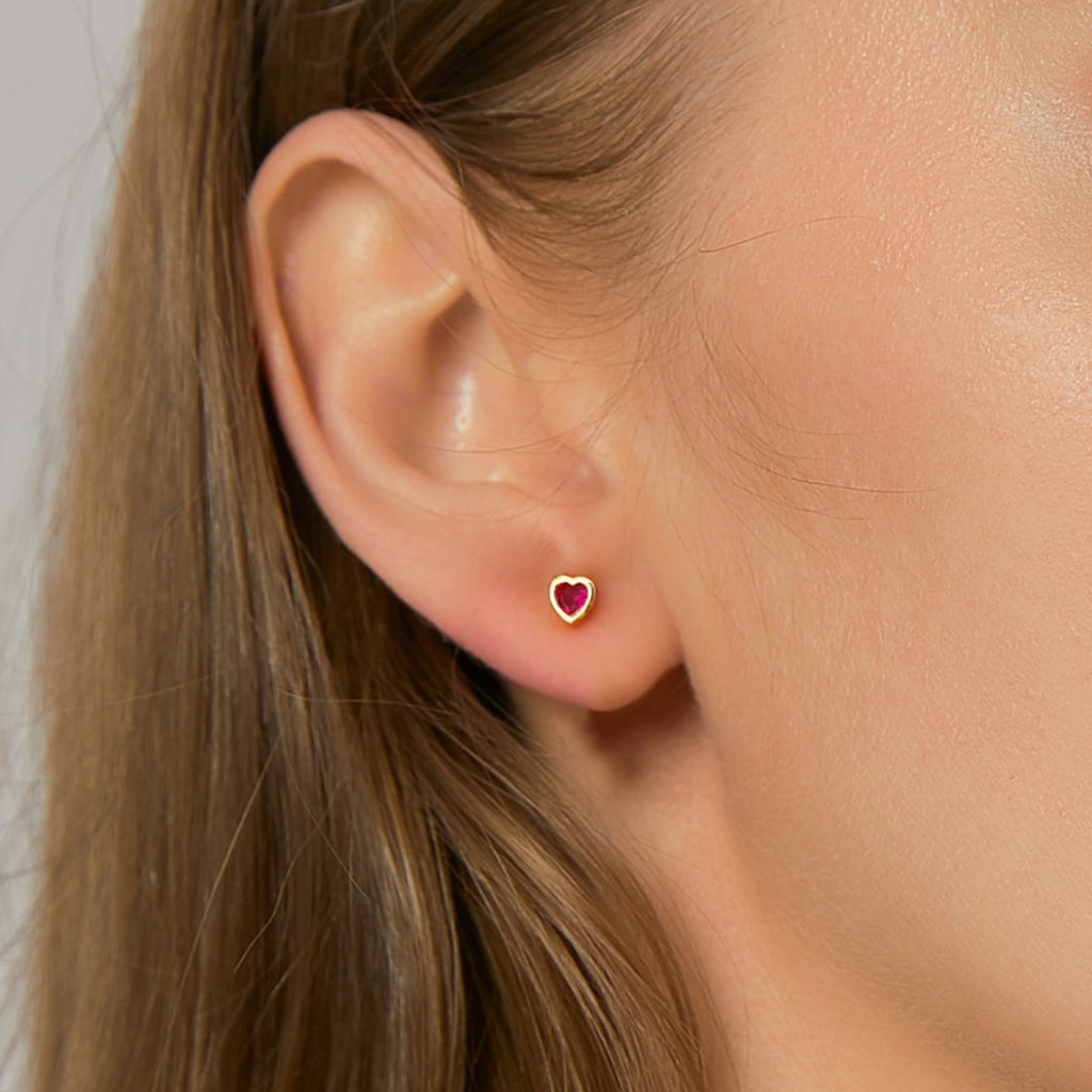 SE0251 S925Silver Heart Earrings for Women Design Ear Jewelry Studs Red Corundum Zircon