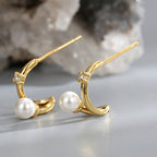 E0463 Minimalist Design Style Earrings for Women Fashion Retro Curved Shell Pearl Zircon Earrings