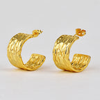 E0649 Fashion Exaggerated Design Earrings for Women with Irregular Concave Design C Font Style Earrings