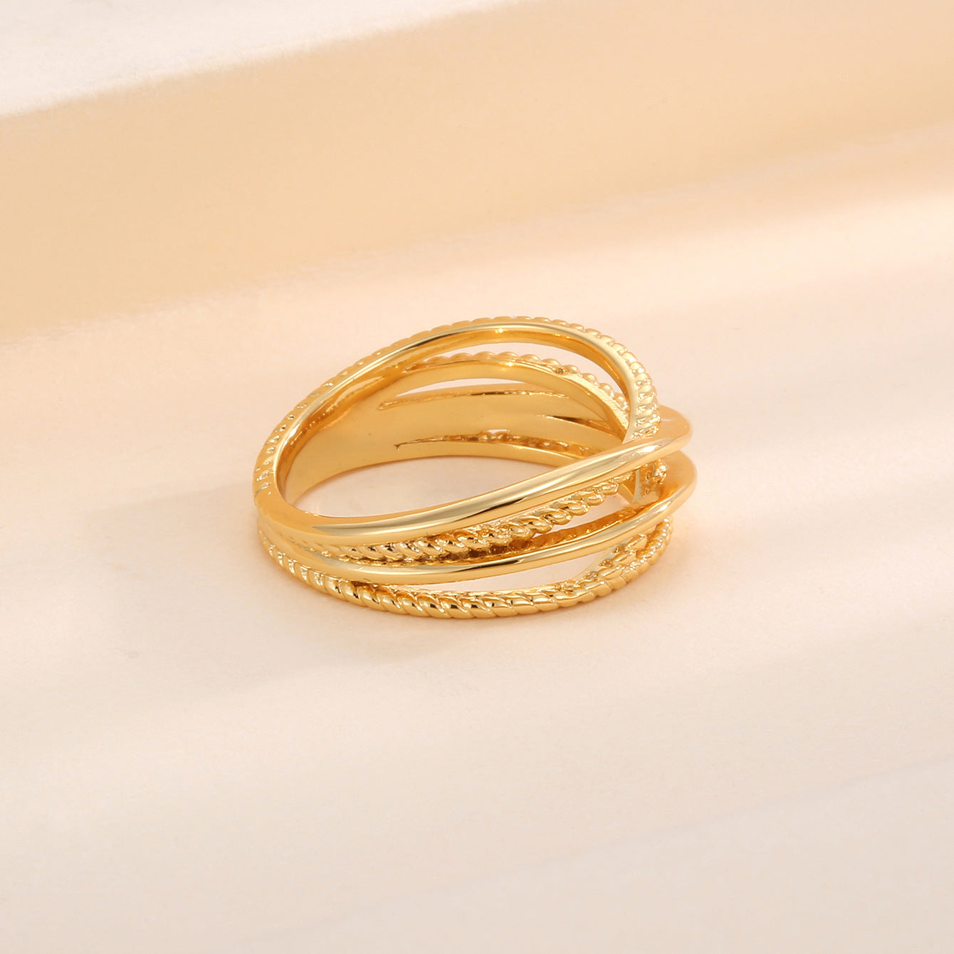R0180 Hollow Vintage Design Quality Ring for Women Brass Gold Plated Simple Minimalist Ring