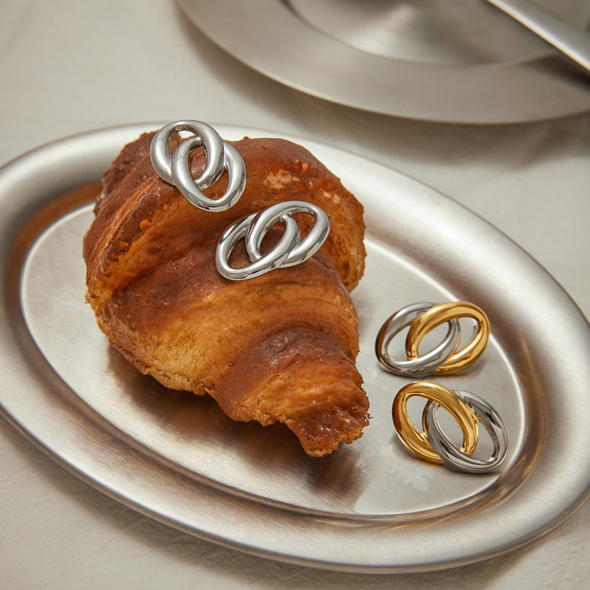 2H Circle Stud Earrings Stainless Steel Earrings Women's Non-Fading Jewelry