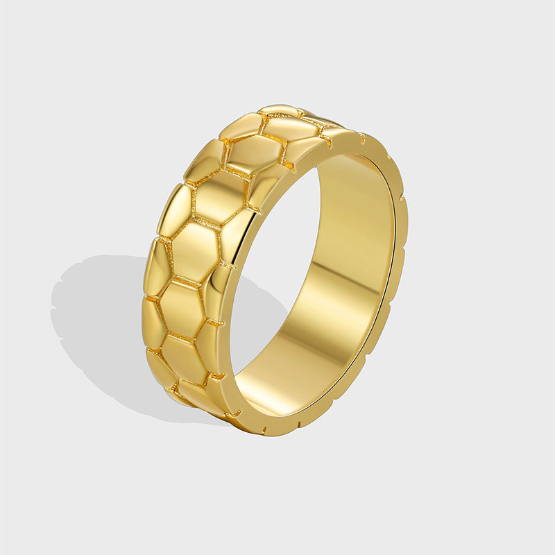 R0568 Minimalist Design Creative Ring for Women with Cool Snake Scale Pattern