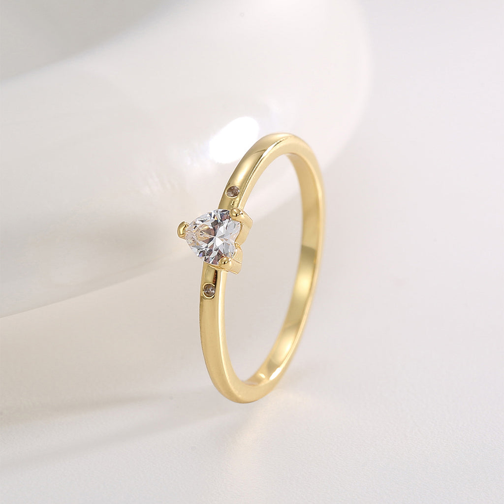 R0646 Design Sense Ring Female fashion Gold Plated Inlaid with Heart Zircon
