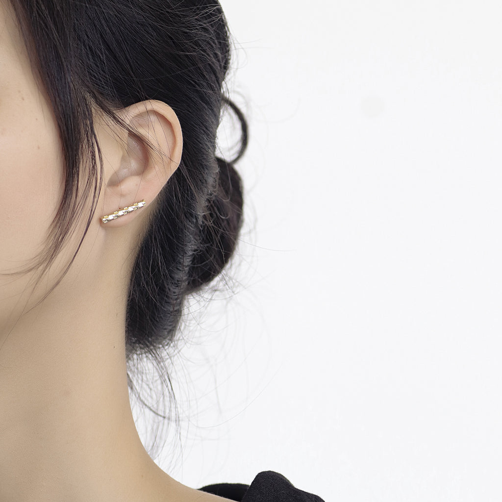 Brass Plated18K Real Gold Vertical Striped Minimalist Fashion Line Stud Earrings