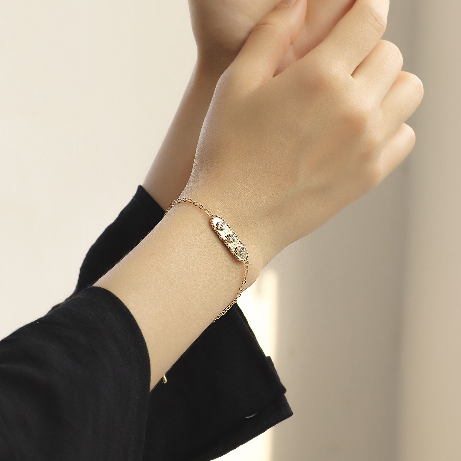 Fashion Retro Best Friend Bracelet for Women Copper Inlaid Zircon Style Jewelry