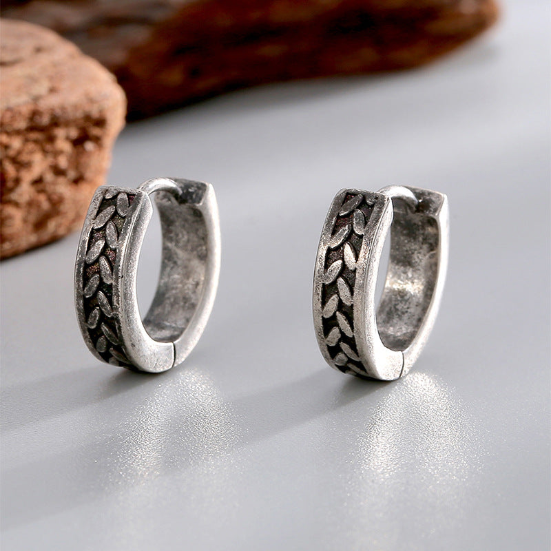 E0737 Tire Pattern Earrings Vintage Silver Distressed Ear Clips