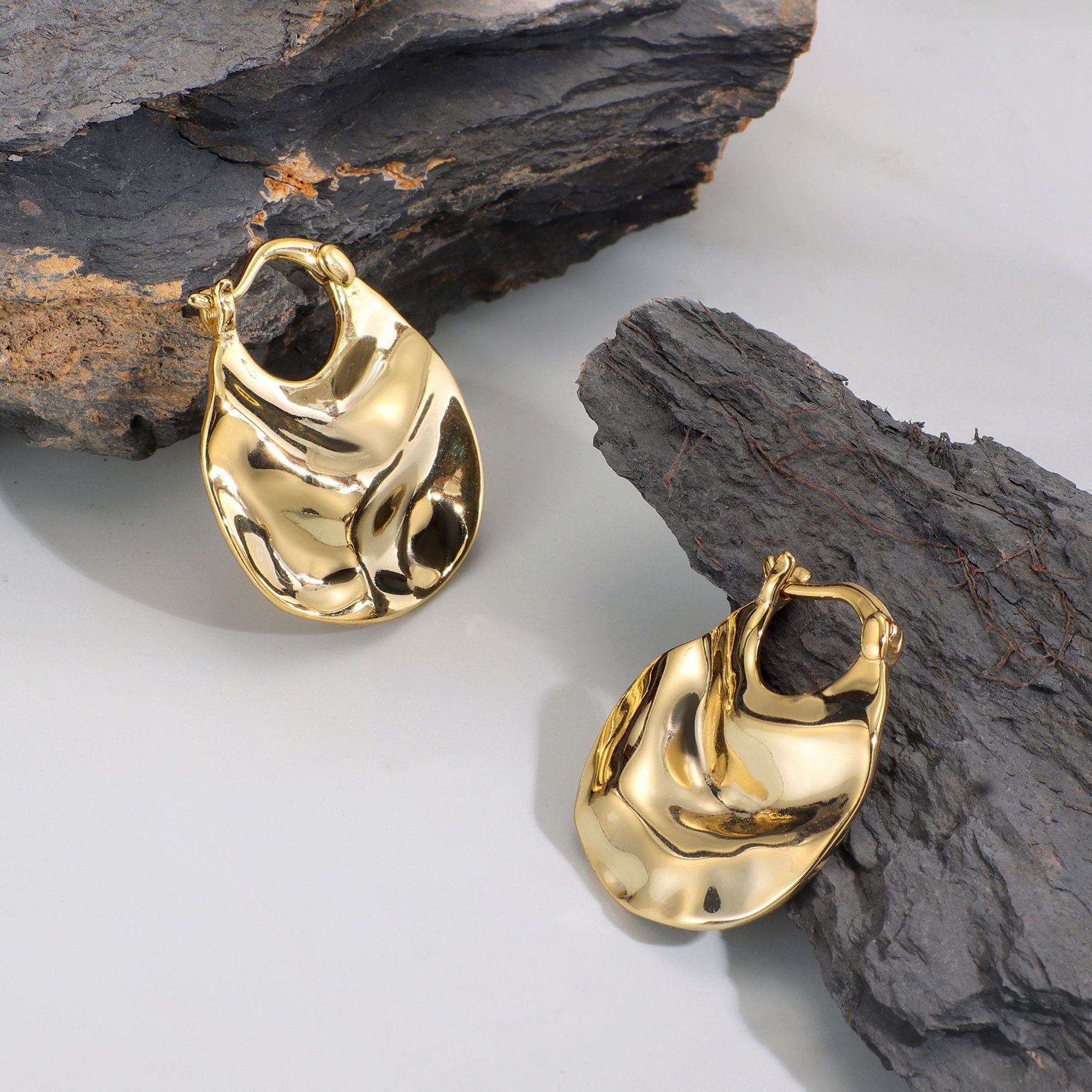 Folded Irregular Surface Earrings for Women U Hot-selling Earrings Export
