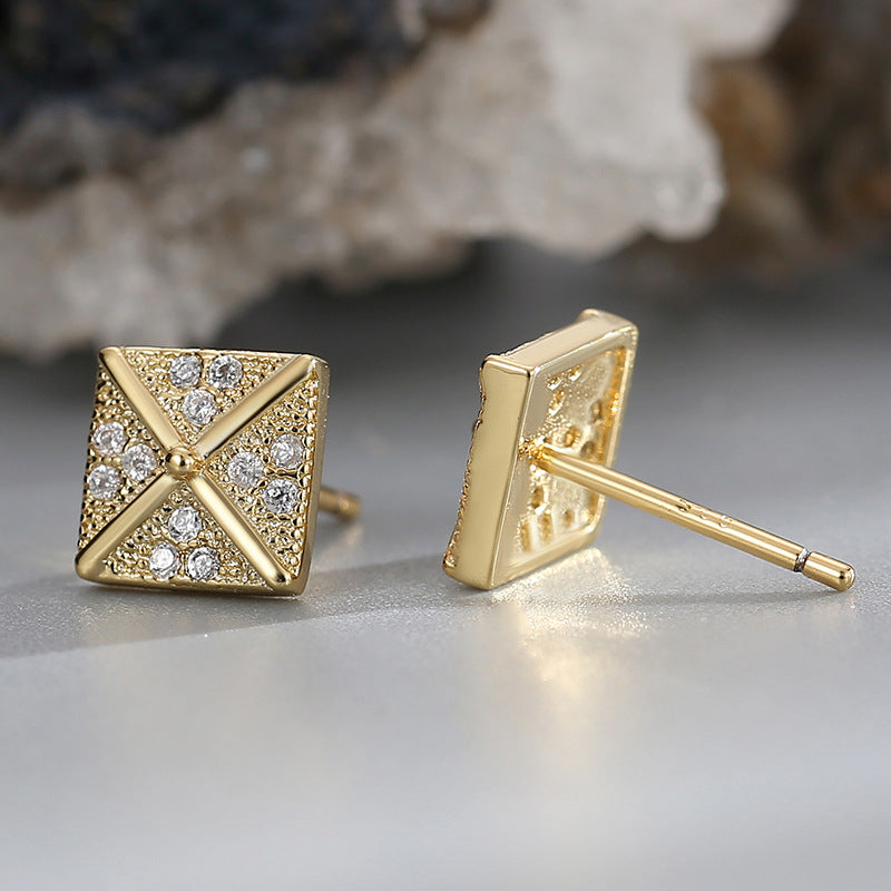 E0555 Trendy New Design Earrings for Women Simple Square Micro Inlaid White Zircon Hot Selling Stud Earrings