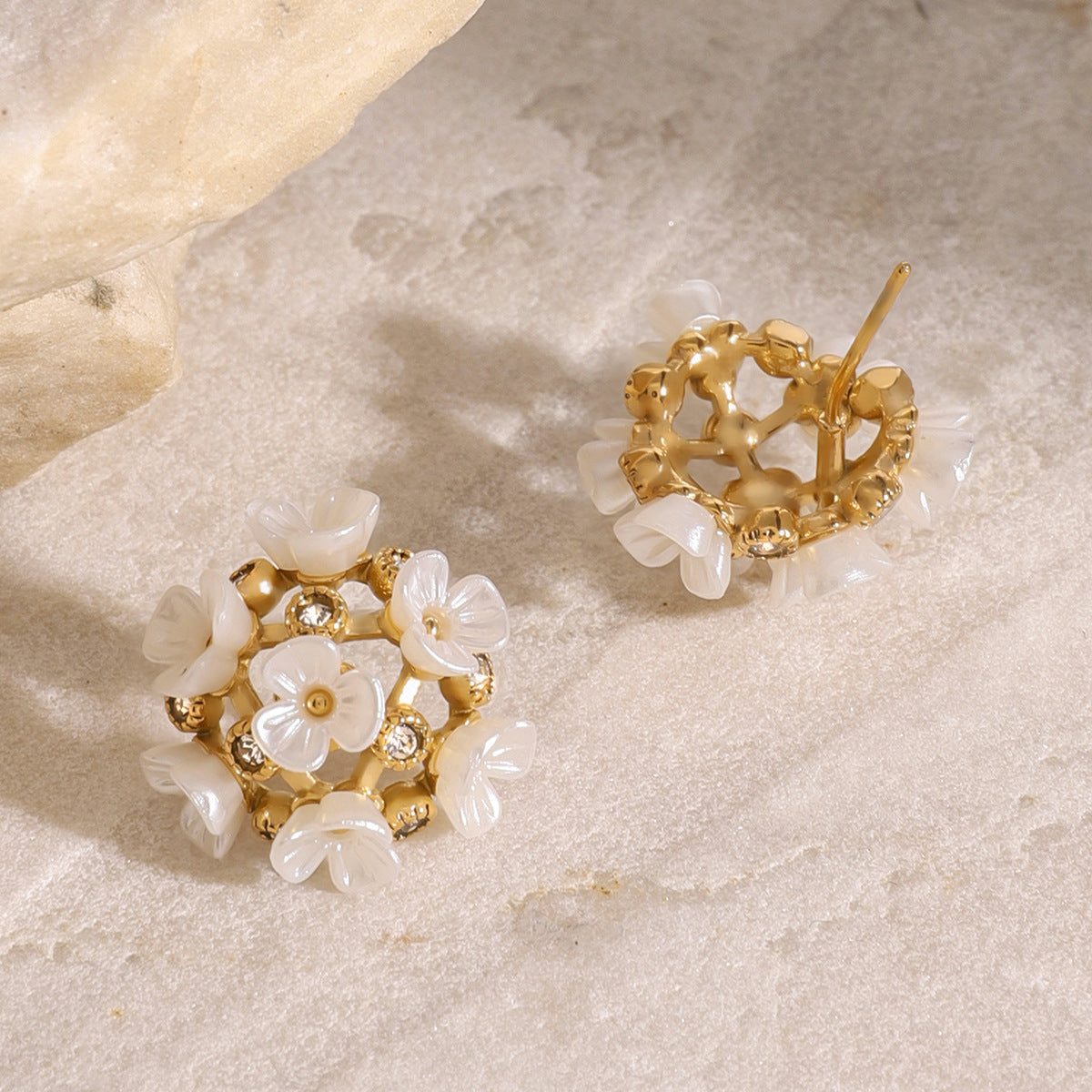 2H Stainless Steel Zircon Flower Earrings Non-Fading Earrings Ear Jewelry earrings