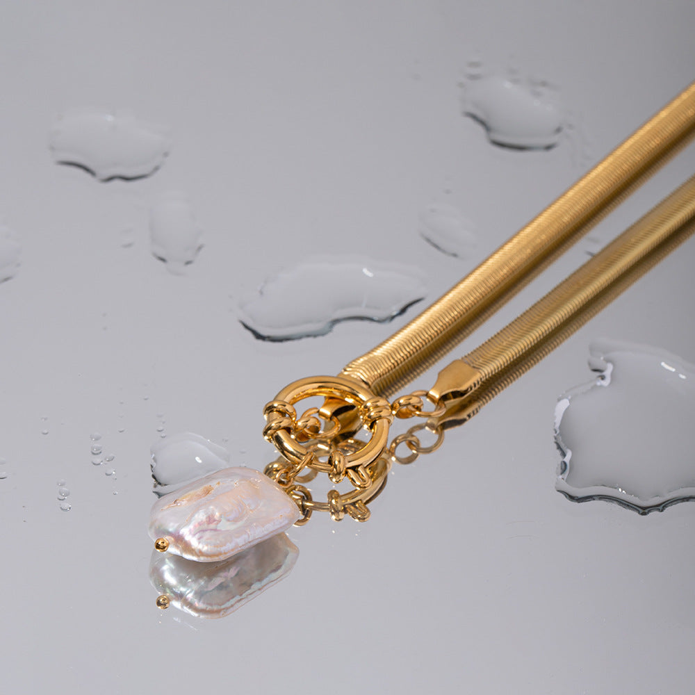 2H  Fashion Trendy Style18K Gold-plated Stainless Steel Hollow Heart Pendant Necklace with Pink Zircon Inlay