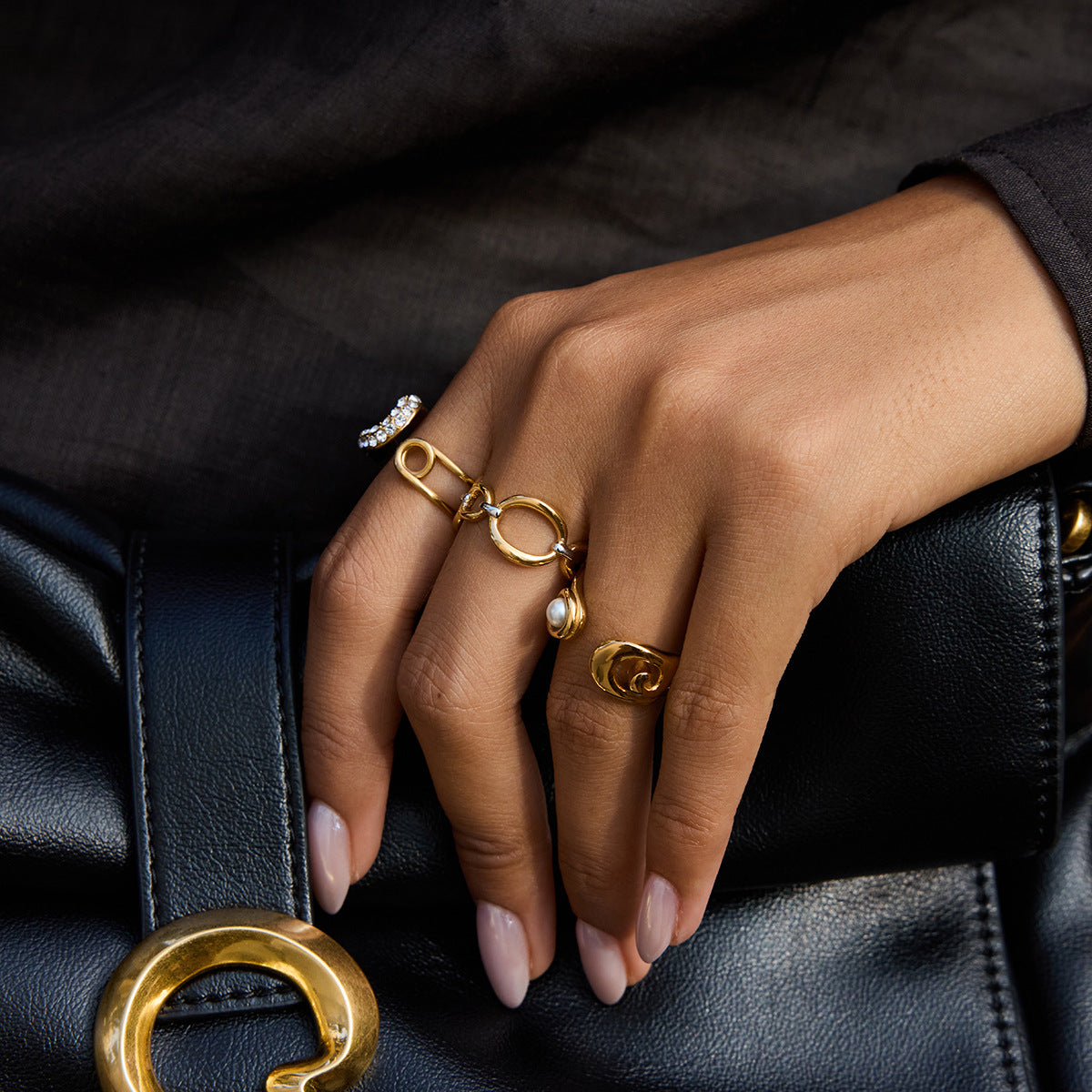 Glass Pearl Ring Non-Fading Jewelry18K Stainless Steel Jewelry for Women Rings