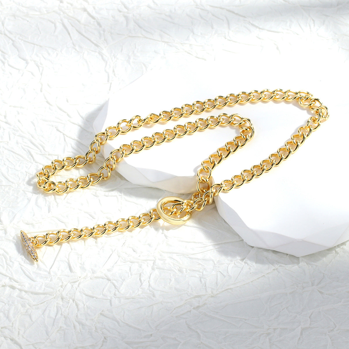 CYN0149 Vintage Irregular Metal OT Buckle Necklace Inlaid with Zirconia Cuban Chain Choker Collarbone Chain