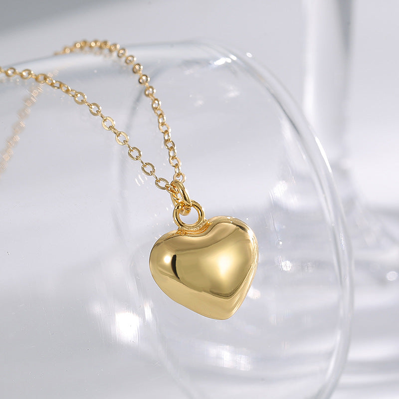 N0294 Simple Versatile Heart Pendant Necklace for Women Brass Gold-Plated Smooth Surface 3D Heart Fashion Necklace