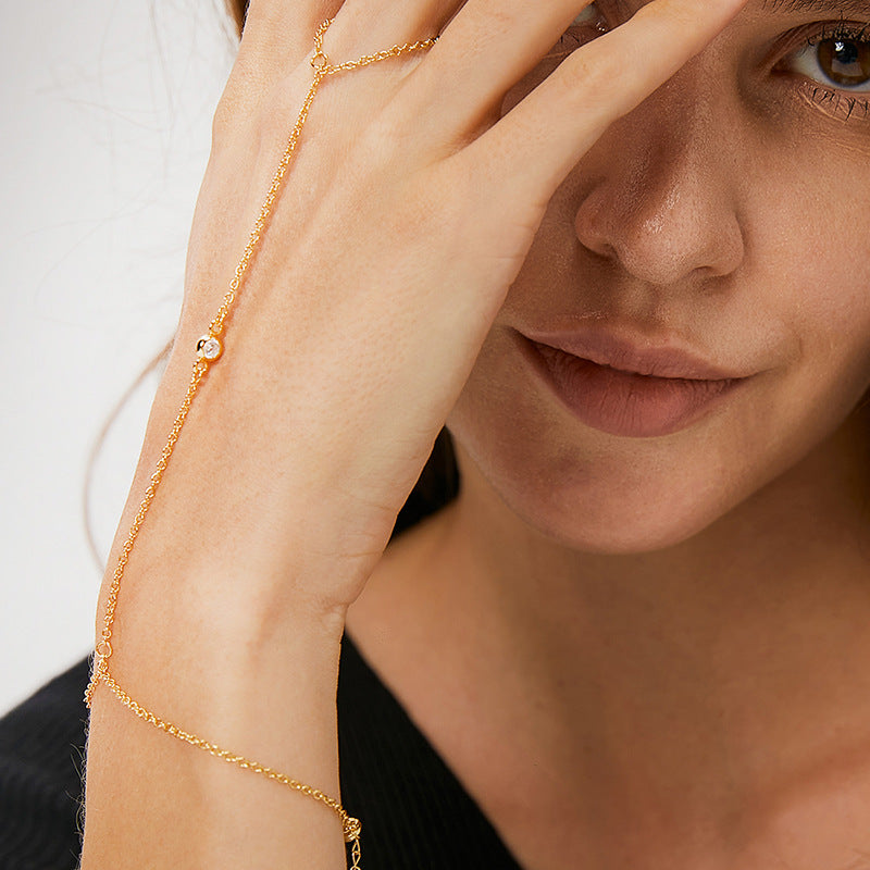 B0094 Simple Versatile Zircon Finger Bracelet for Women Brass Gold-Plated Ring Set Chain