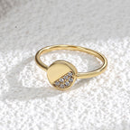 R0225 New style ring round half-edge zirconia inlaid ring Simple Design