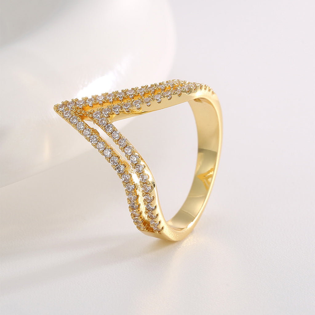 R0662 Vintage Personality Ring for Women V Zirconia-studded Tail Ring