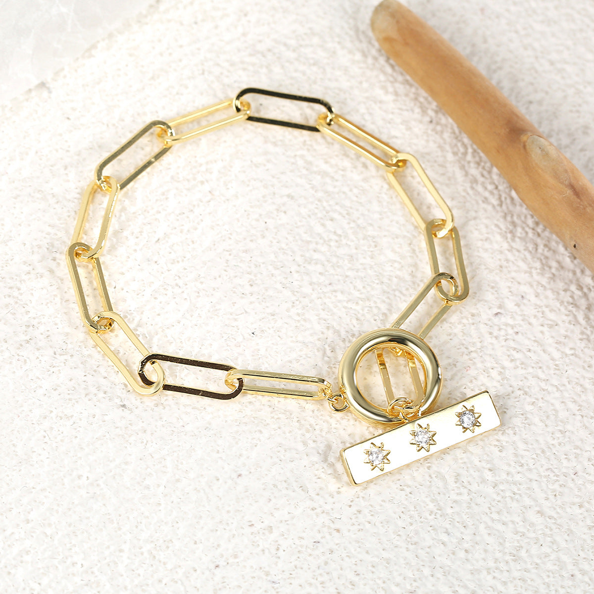 B0081 Star Bracelet Women's Metal Loop Chain Hollow Design OT Chain Link Round Buckle Accessories