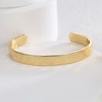 B0156 Personalized Fashion Simple Hammered Pattern Bracelet for Women Brass Gold-Plated Bangle