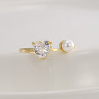 R0670 Fashion Design Sense Ring for Women, Gold-Plated, Inlaid with Heart-Shaped Zircon and Shell Beads, Open Ring