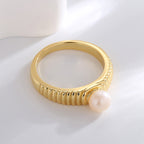 R0311 Simple Retro Striped Ring for Women, Brass Gold-Plated Elegant Inlaid Pearl Ring