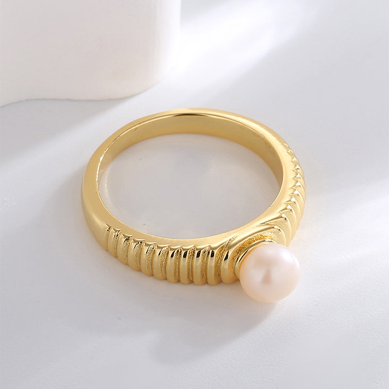 R0311 Simple Retro Striped Ring for Women, Brass Gold-Plated Elegant Inlaid Pearl Ring
