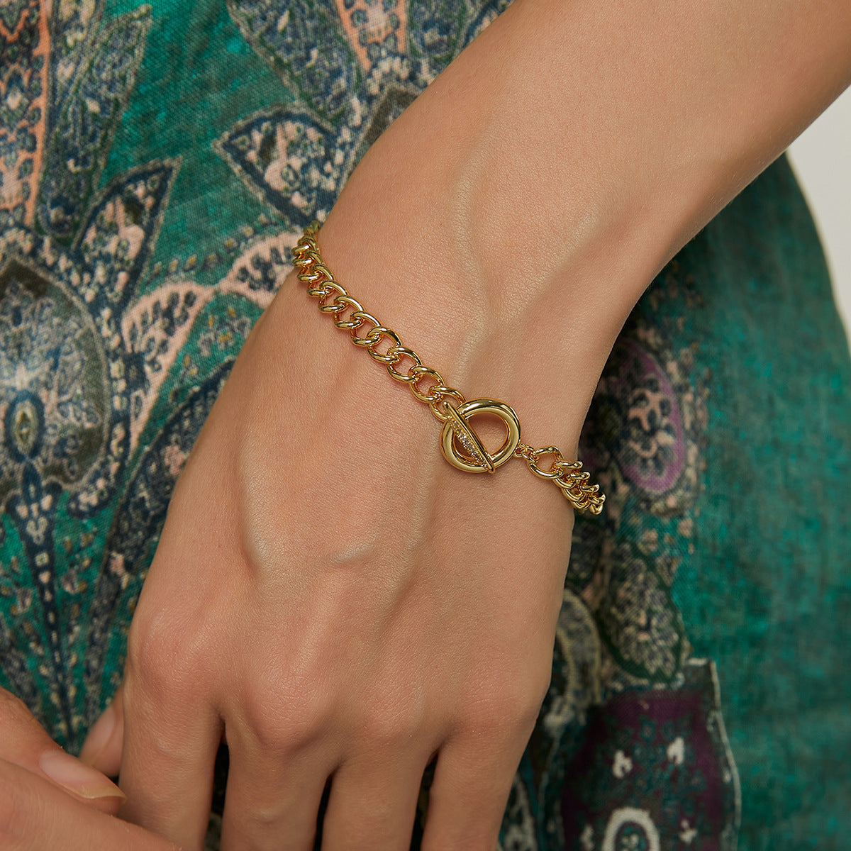 B0101 Ornament Cuban Link Chain for Women Vintage Punk OT Buckle Source of Goods