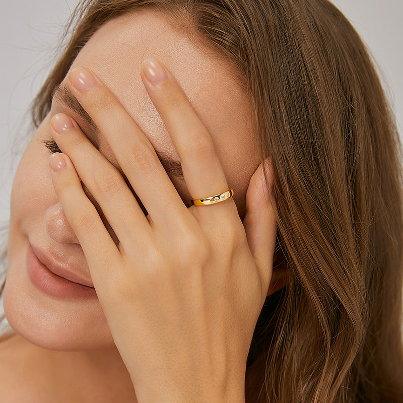 R0240 Minimalist Design Ring for Women Single Micro Pave White Zircon Ring Jewelry