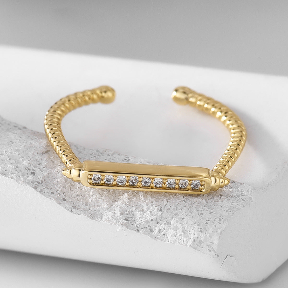 R0174 Fashion Single Row Zirconia Open Ring for Women Gold Plated Minimalist