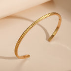 B0002 Simple Personality Gear Bracelet for Women Copper Plated18K Gold Open Adjustable Smooth Bracelet