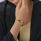 B0156 Personalized Fashion Simple Hammered Pattern Bracelet for Women Brass Gold-Plated Bangle