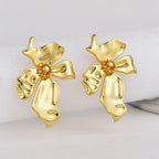 E0700 Fashionable Minimalist Design Earrings for Women Brass Gold-Plated Concave Flower Earrings