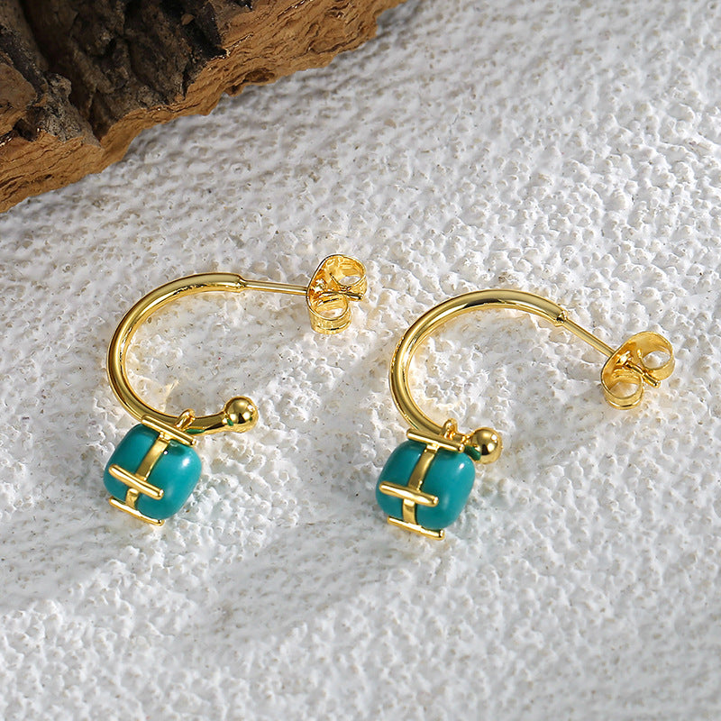 E0358 French Retro Fashion Turquoise Earrings for Women Design Sense Earrings for Women