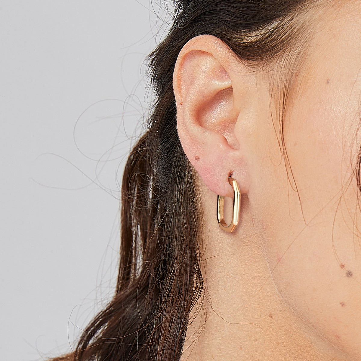 E0289 Metal Minimalist Arc Smooth Earrings for Women Geometric Square Earrings Copper Gold Plated Small Ear Clips