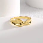 R0466 Fashionable Design Ring for Women, Brass Gold-Plated Wave Pattern Versatile Tail Ring