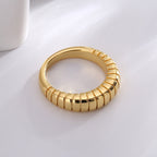 R0323 Vintage Horn Bag Texture Ring for Women, Brass Gold-Plated Simple Smooth Ring