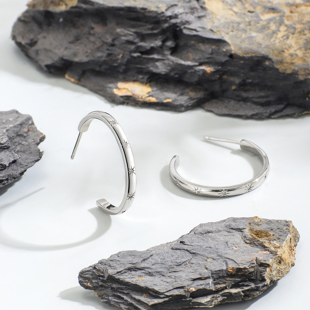 E0046Exaggerated gold Circle Star Earrings for Women with Inlaid Diamonds Round Hoop Earrings