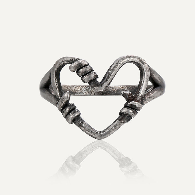 R0635 Fashion Knot Hollow Heart Ring for Women Ancient silver Retro Vintage Peach Heart Ring