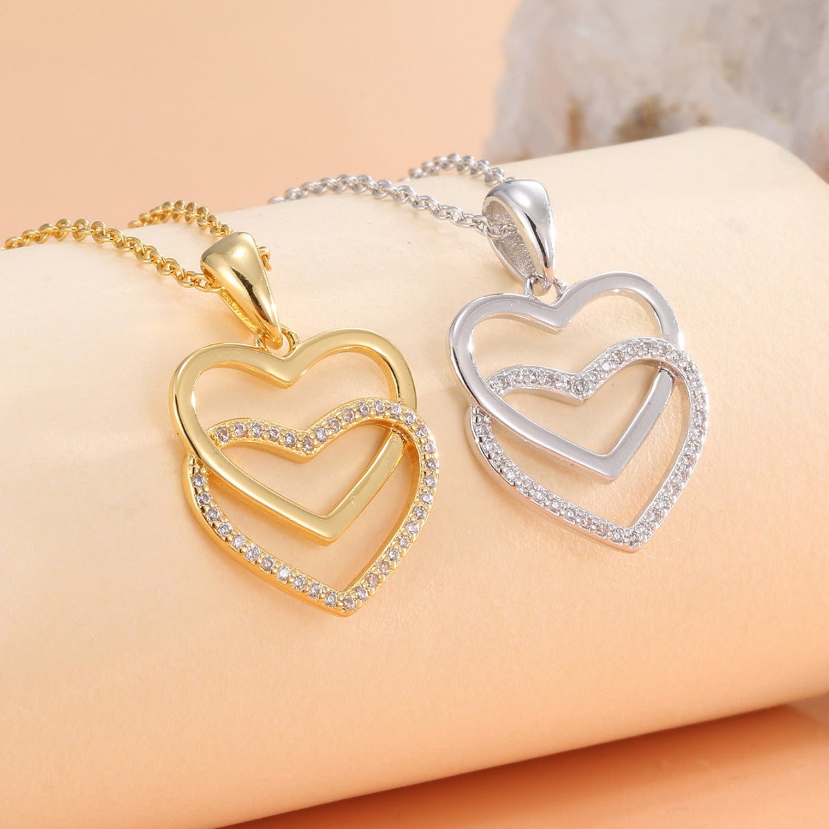 CYN0170 Cross Heart Pendant Copper Necklace Collarbone Chain