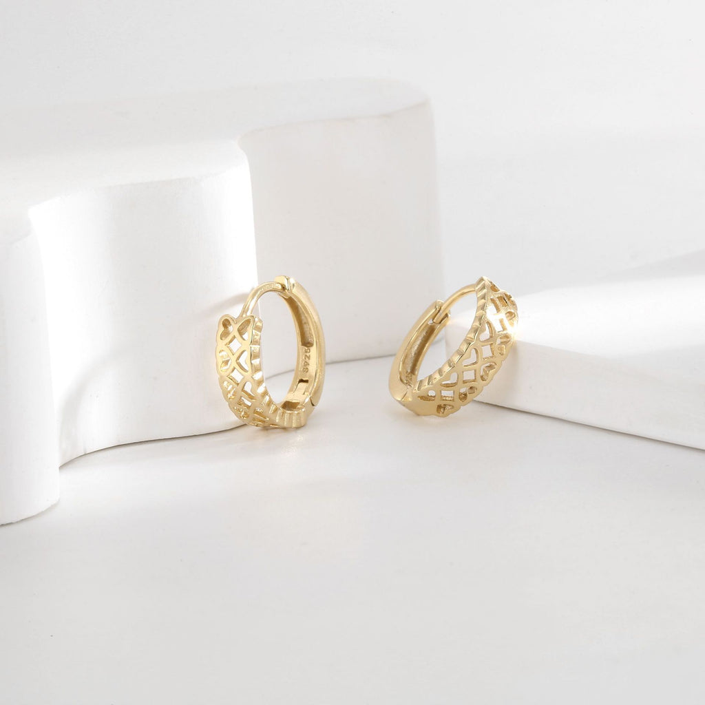 SE0266 S925Silver French Hollow Heart Vintage Earrings Fashionable Unique Design Trendy Earrings