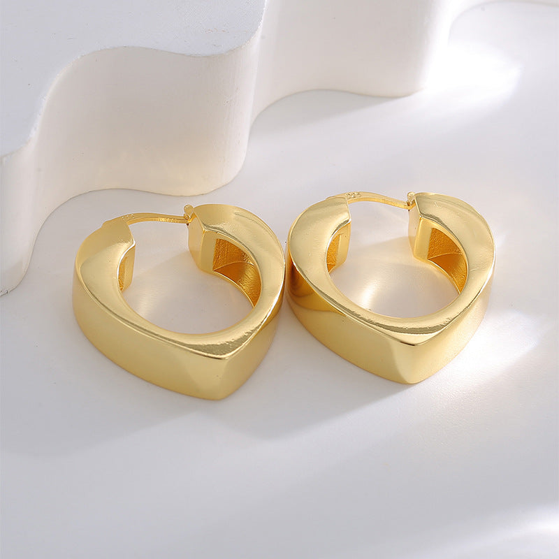 E0530 Korean Style Simple Fashion Heart Earrings for Women Brass Gold-Plated Smooth Minimalist Ear Clips