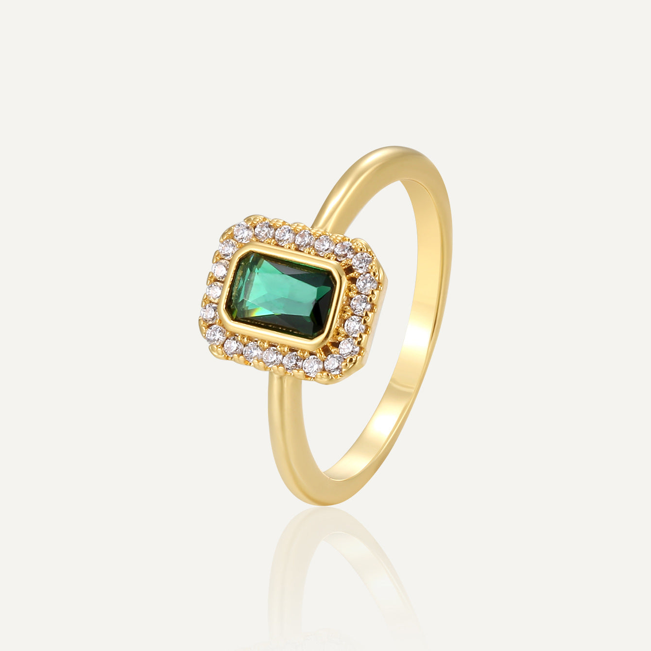 R0148 Exquisite Luxury Inlaid Green Zircon Ring for Women Brass Gold Plated Minimalist