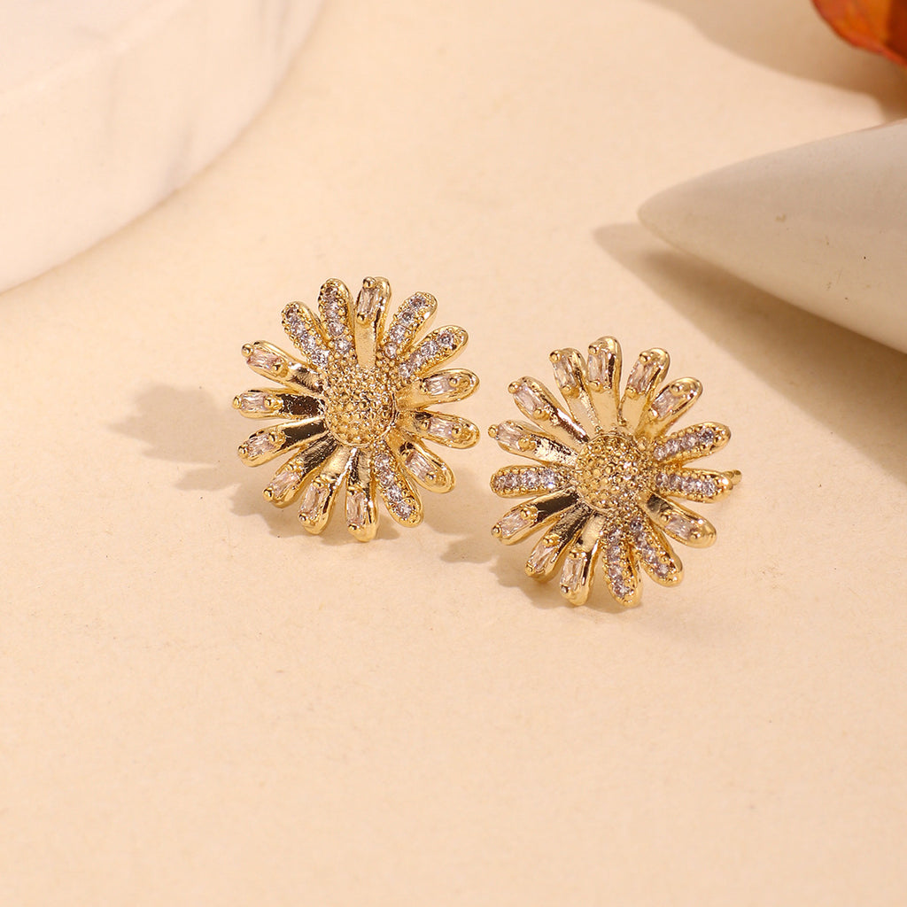 CYE0140 Zircon Daisy Elegant Stud Earrings